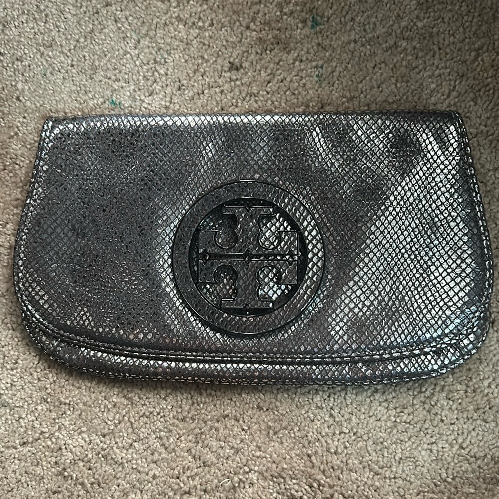 Tory burch